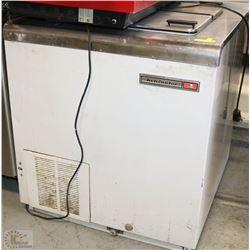 KELVINATOR ICE CREAM FREEZER