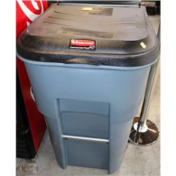 NEW RUBBERMAID 95 GAL GARBAGE CONTAINER WITH WHEEL