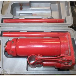 4 TON CAPACITY CAR JACK WITH CASE