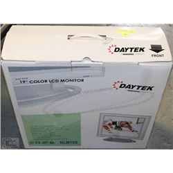 NEW DAYTEK 19” LCD MONITOR