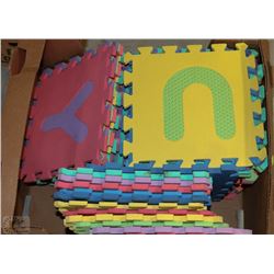 LOT OF FOAM PUZZLE MATS