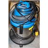 Image 1 : 3 GAL SHOP VAC