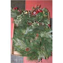 XL FLAT OF 4 CHRISTMAS WREATHS