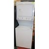 Image 1 : FRIGIDAIRE STACKED SPACESAVER WASHER/DRYER SET