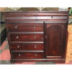 SHOWHOME ALPINE INDUSTRIES 6 DRAWER DRESSER WITH