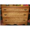 Image 1 : MAPLE 3 DRAWER DRESSER