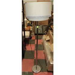 CHROME FLOOR LAMP