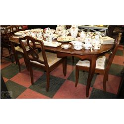 VINTAGE WOOD TABLE WITH 4 CHAIRS AND 2 LEAVES