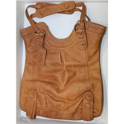 NEW DELLA  LEATHER KAITLYN TOTE GINGER BROWN COLOR