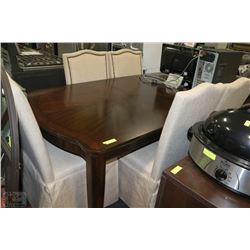 SHOWHOME DELUXE TABLE WITH LEAF AND 6 NAILHEAD