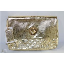 NEW DELLA LEATHER ELISE THE ENCORE CLUTCH GOLD