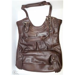 NEW DELLA LEATHER KAITLYN TOTE, CHESTNUT BROWN