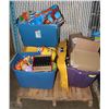 Image 1 : PALLET OF ASSORTED KIDS TOYS