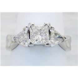 1.24 ctw Diamond Ring - Platinum