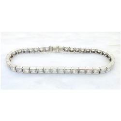 2.75 ctw Diamond Bracelet - Platinum