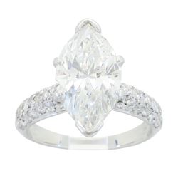 3.90 ctw Diamond Ring - 18KT White Gold