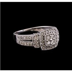 0.55 ctw Diamond Ring - 10KT White Gold