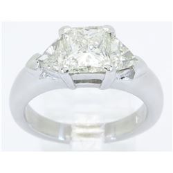 2.50 ctw Diamond Ring - 14KT White Gold