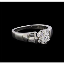 0.88 ctw Diamond Ring - 18KT White Gold