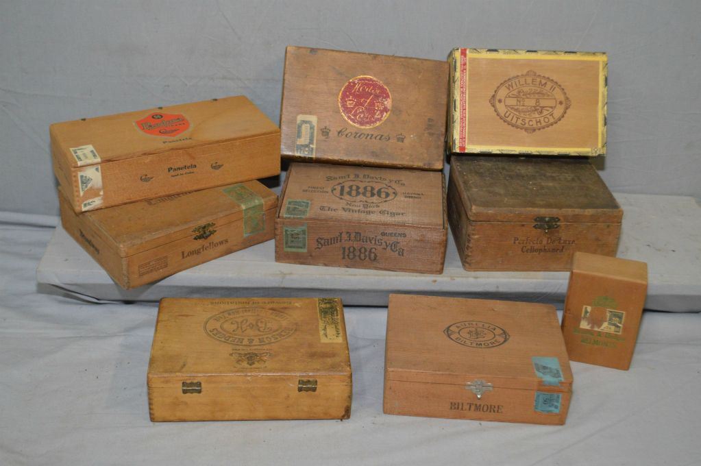 Tray Lot Collectible Wooden Cigar Boxes Samuel Davis & Co. 1886