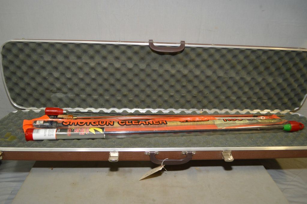 Ducks Unlimited Tan Toned Hard Plastic Luggage Style Gun Case w