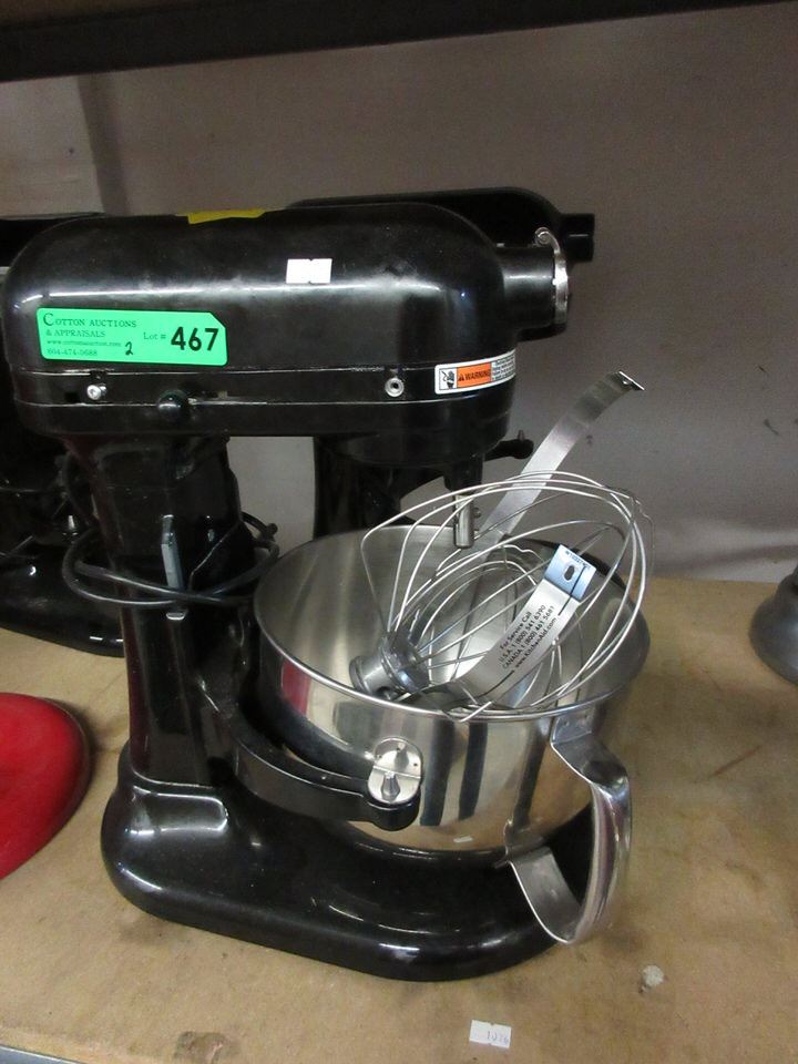 2 Kitchenaid mix master stands