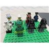Image 1 : Lego Minifigures Monsters
