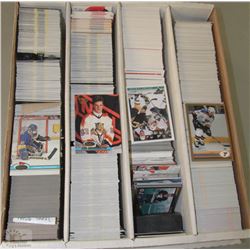 LOT OF 3200+ ASSORTED HOCKEY CARDS WITH OILERS