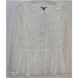 WHITE LACE LONG SLEEVE SHIRT SIZE MEDIUM