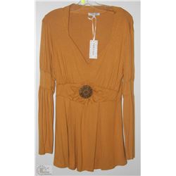 LONG SLEEVE SHORT DRESS SIZE XL