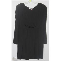 BLACK LONG SLEEVE DRESS SIZE 4XL