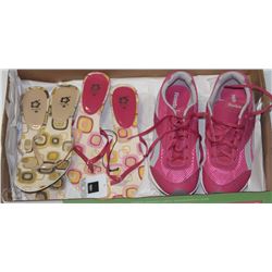 NEW PINK REEBOKS - SIZE 7, 2 PAIRS OF SANDALS  SIZE