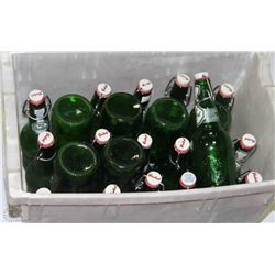 TOTE WITH VINTAGE GERMAN BEER BOTTLE WITH SNAP ON