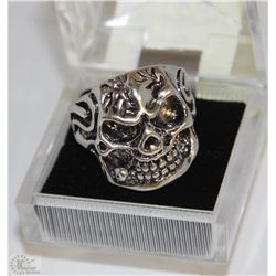MEN'S HEAVY STAINLESS STEEL SKULL RING