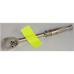SNAP ON 3/8 RATCHET