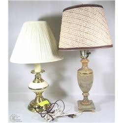 LOT OF 2 SHOWHOME TABLE LAMPS