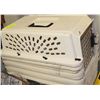 Image 1 : LOT OF 4 PETMATE PORTABLE 10" SMALL KENNELS