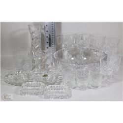 FLAT OF CRYSTAL BOWLS,GLASSES