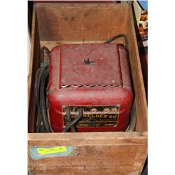 VINTAGE LINCOLN "LINCWELDER 60"