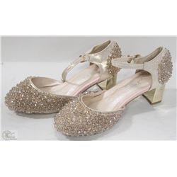 NEW MOONIER  GEMMED HEELED SHOES SZ 22.0 (US 6)