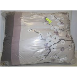 BLOSSOM KING SIZE COMFORTER