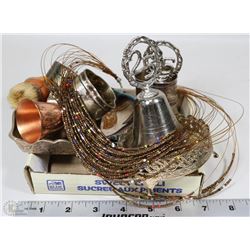 SMALL LOT OF VINTAGE ITEMS