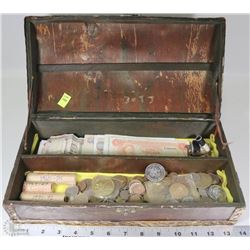 VINTAGE COLLECTORS COAT OF ARMS WOODEN BOX WITH