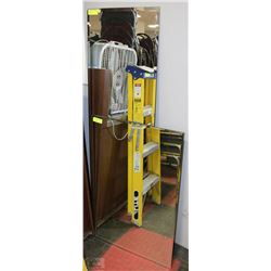 18" X 60" MIRROR (CORNER DAMAGE) WITH 24" X 36"