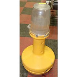 FLOATING BEACON LAMP(CRACKED) AS IS