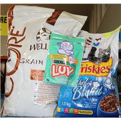 2 BAGS OF CAT FOOD INCL FRISKIES, 1.5KG & WELLNESS