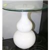 Image 1 : ROUND GLASS DECORATIVEN END TABLE