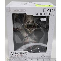 EZIO-AUDITORE ASSASSINS CREED LEGACY COLLECTION