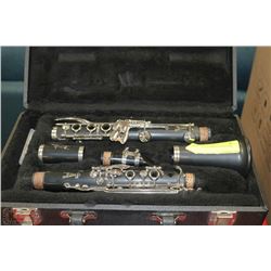 VITO 7212 CLARINET WITH CASE