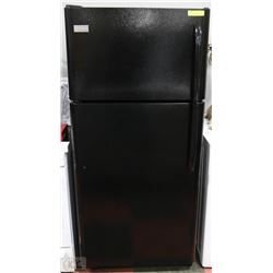 FRIGIDAIRE BLACK REFRIGERATOR MODEL FFTR1817LBH